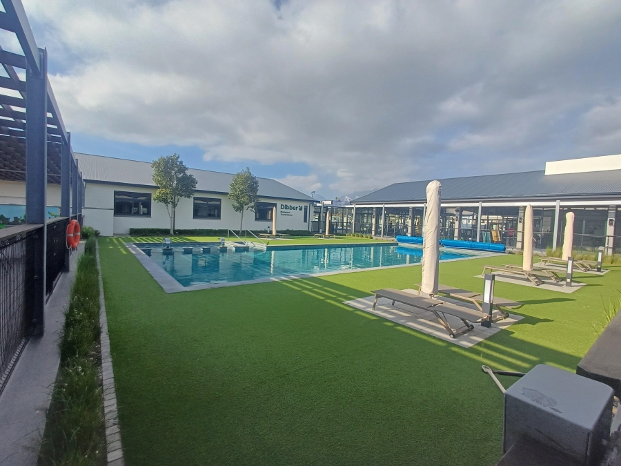 To Let 1 Bedroom Property for Rent in Croydon Western Cape